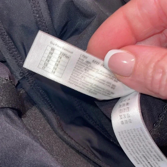 DELIMIRA Women's Retro Striped One Piece Plus Size Swimsuit Size 22 NWT. X - Picture 10 of 10